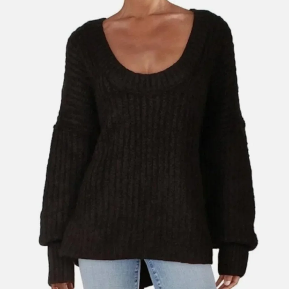 Free People Blue Bell V-Neck Sweater – Black, Size XS (NWT)